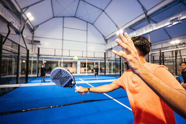 Constructeur court de padel